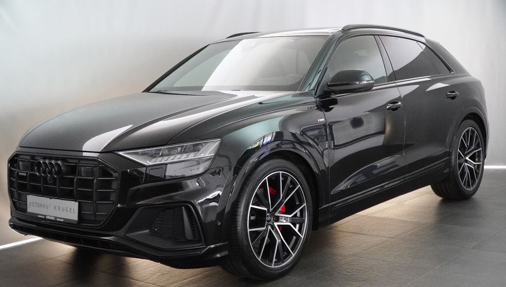 Image of Audi Q8