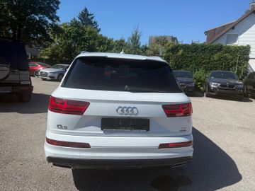 Audi Q7 - 6