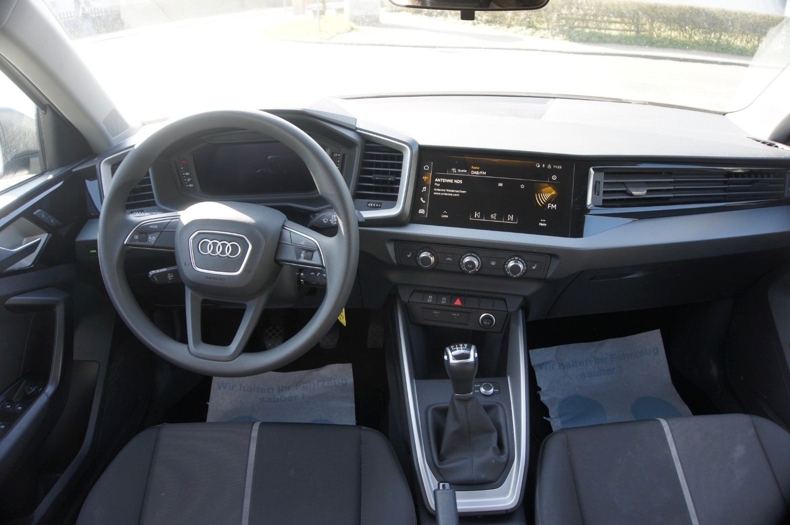 Fahrzeugabbildung Audi A1 Sportback 25 TFSI SHZ  KLIMA  PDC