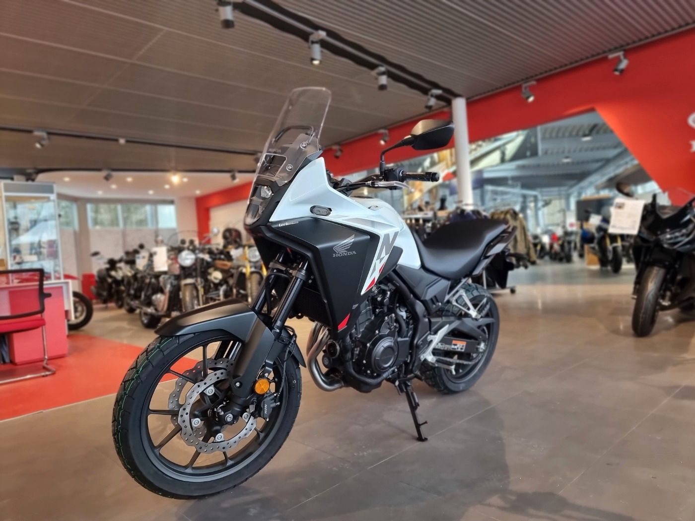 Fahrzeugabbildung Honda NX 500 Modell 2024