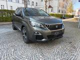 Peugeot 3008 PureTech 130 Auto*NAVI*SPORT*LEDER*CAM*NAV - Peugeot 3008: Sport