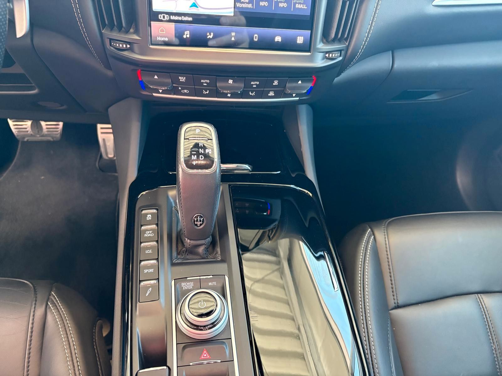Fahrzeugabbildung Maserati Levante GranLusso Q4