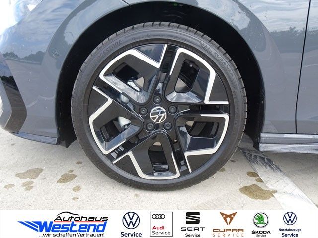 Fahrzeugabbildung Volkswagen Golf Var. R-Line 1.5l TSI 110kW DSG LED Navi