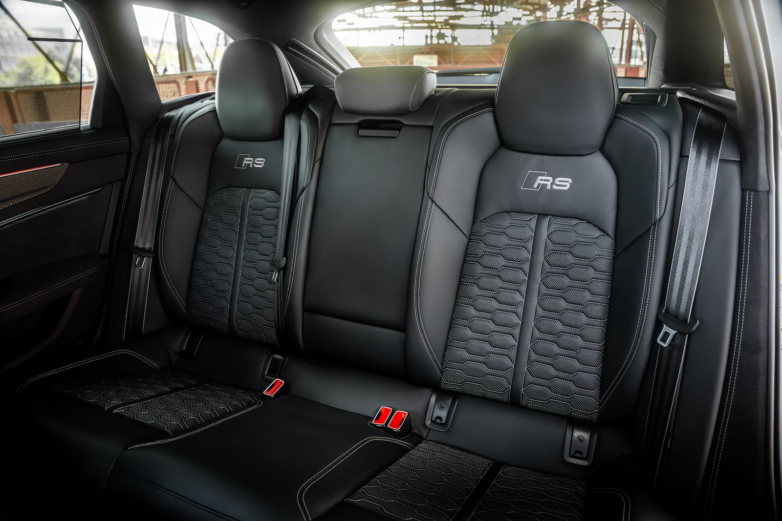 Fahrzeugabbildung Audi RS6 Performance DYNAMIK+|CARBON|B&O-ADVANCED