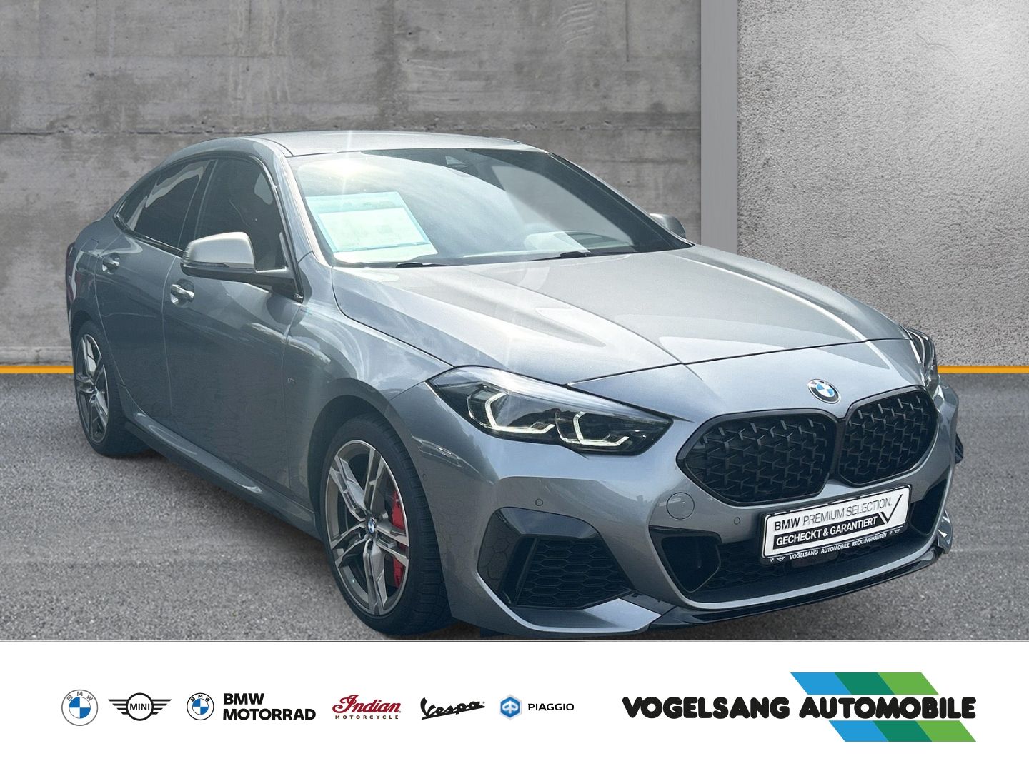 Fahrzeugabbildung BMW M235i xDrive Gran Coupe Park-Assistent Head-Up H