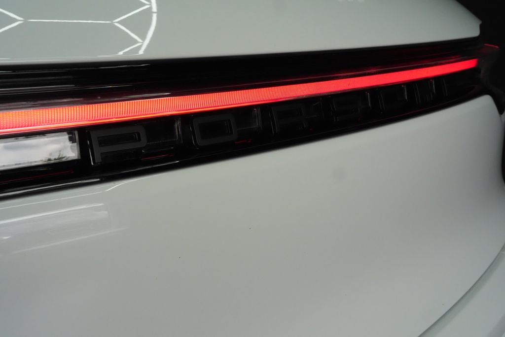 PORSCHE Macan S*CHRONO*PANO*PDLS+*ACC*360*BICOLOR*MEMORY PORSCHE Macan S*CHRONO*PANO*PDLS+*ACC*360*BICOLOR*MEMORY