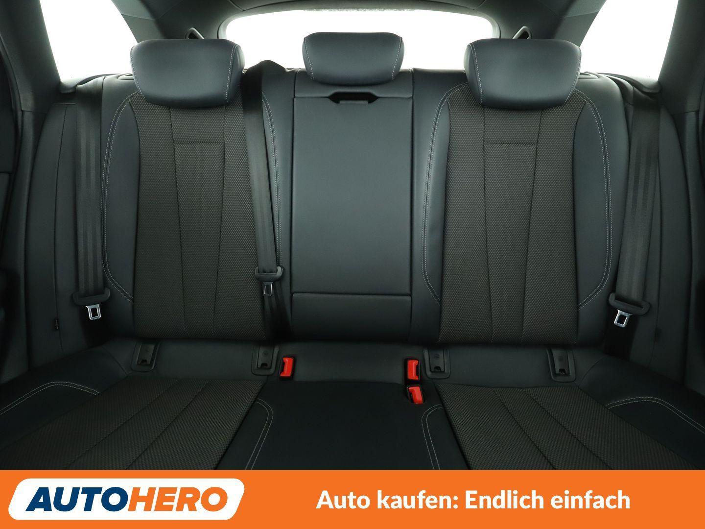 Audi A4 40 TFSI Sport Aut.*S-LINE*LED*TEMPO*CAM*PDC*
