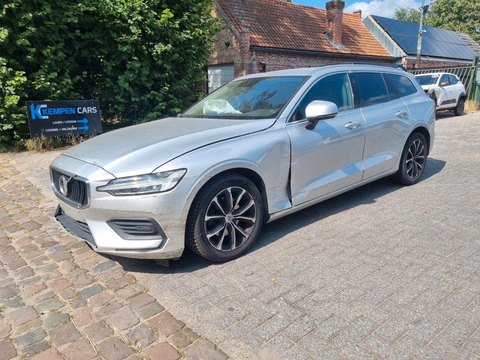 Volvo V60 D3 Aut. Kombi Momentum Pro Navi Leder