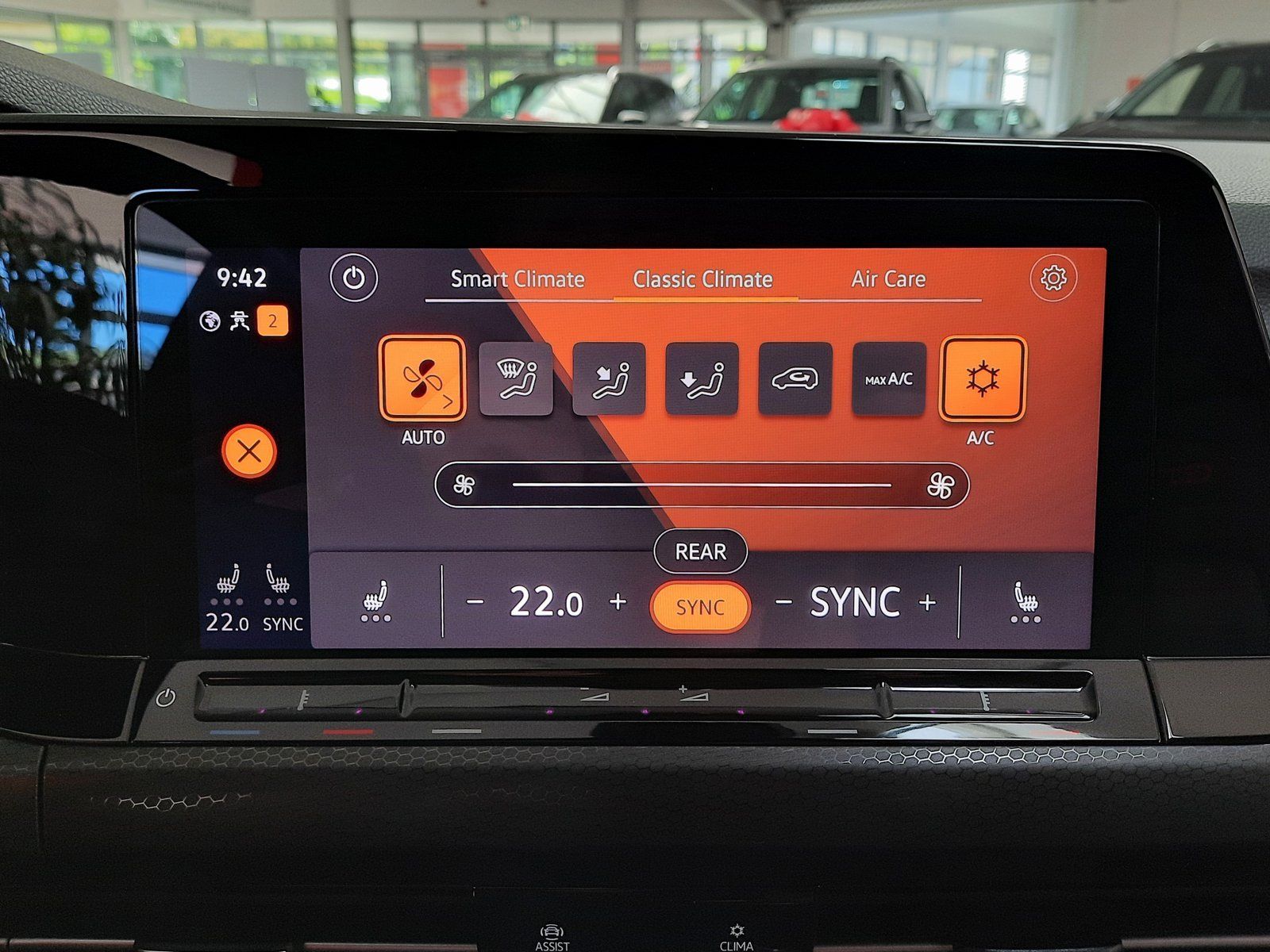 Fahrzeugabbildung Volkswagen Golf GTI *Panodach*Navi*PDC*Sitzhzg*ACC*LED*DAB*