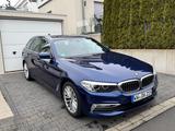 BMW 530d xDrive Touring Automatik  top gepflegt - BMW 530: Kombi, 530d Xdrive