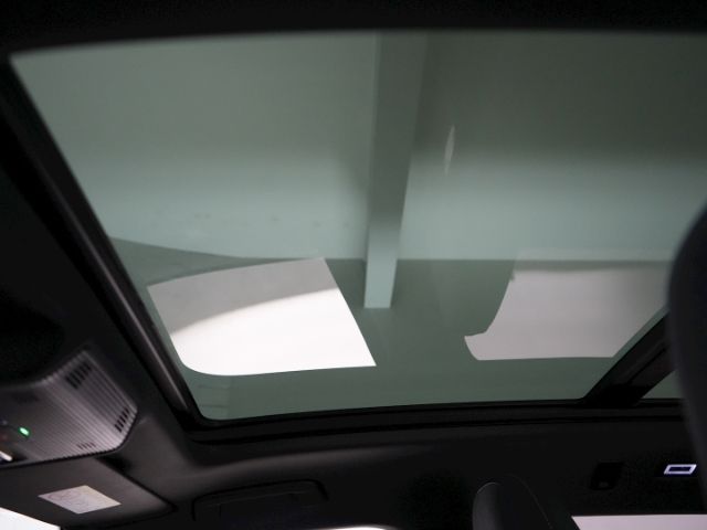 Tiguan R-LINE TSI DSG 4MOTION+AHK+MATRIX LED+NAV