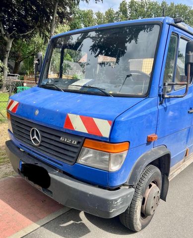 Mercedes-Benz Vario 612   DOKA - LANGE PRITSCHE