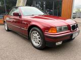 BMW 320i Cabrio mit Hardtop *Klima *Leder *1.HAND - BMW 3er Reihe: Cabrio, Hardtop