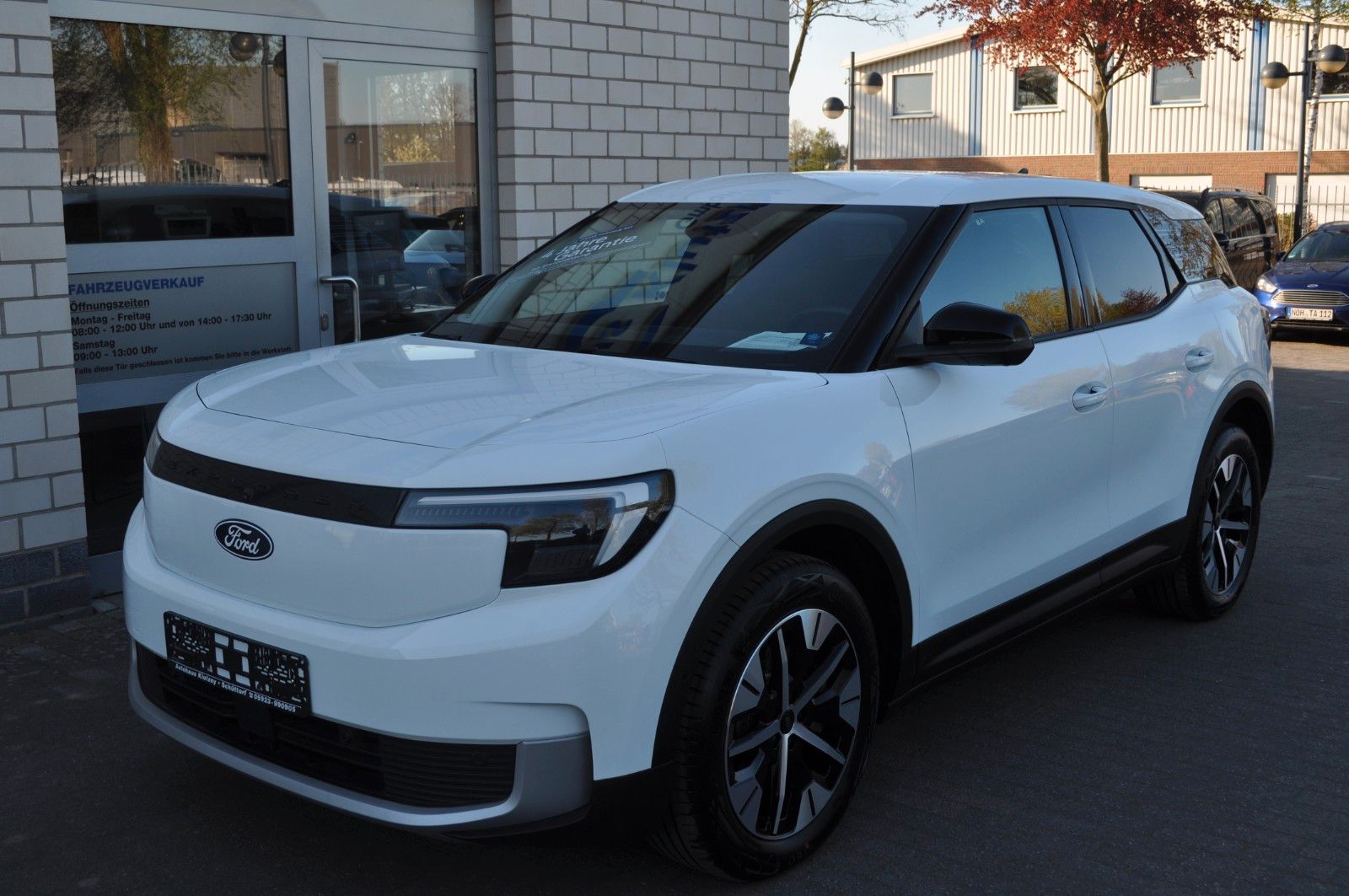 Ford Explorer DUAL ENGINE AWD/E-KLAPPE/HUP/PDC