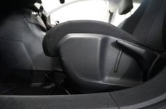 Fahrzeugabbildung Peugeot 308 LIM. 1.5D ALLURE NAVI/LED/PDC/TEMP./SPORT