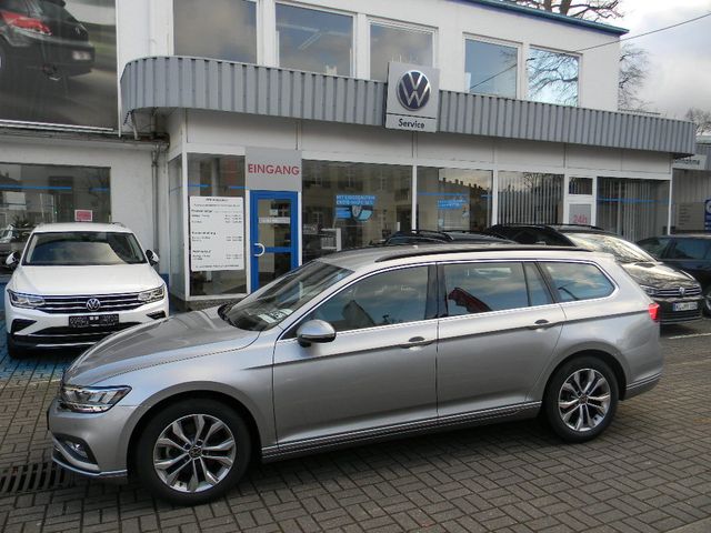 Volkswagen Passat Variant Business 2,0 TSI DSG AHK Kamera