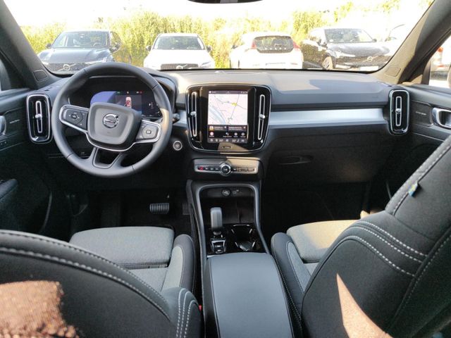 VOLVO XC 40 (Bild 29 von Array)