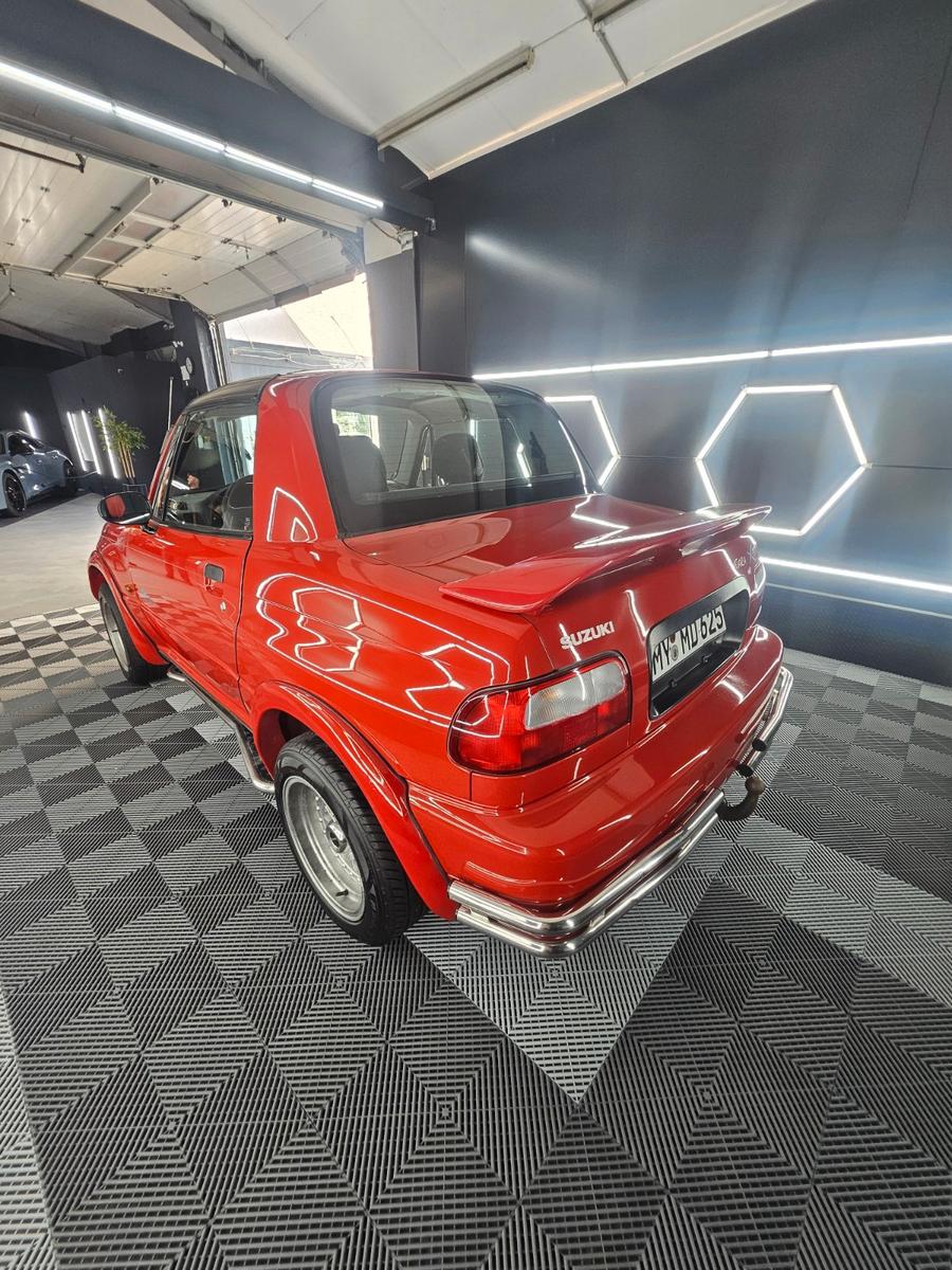 Suzuki X-90 - -