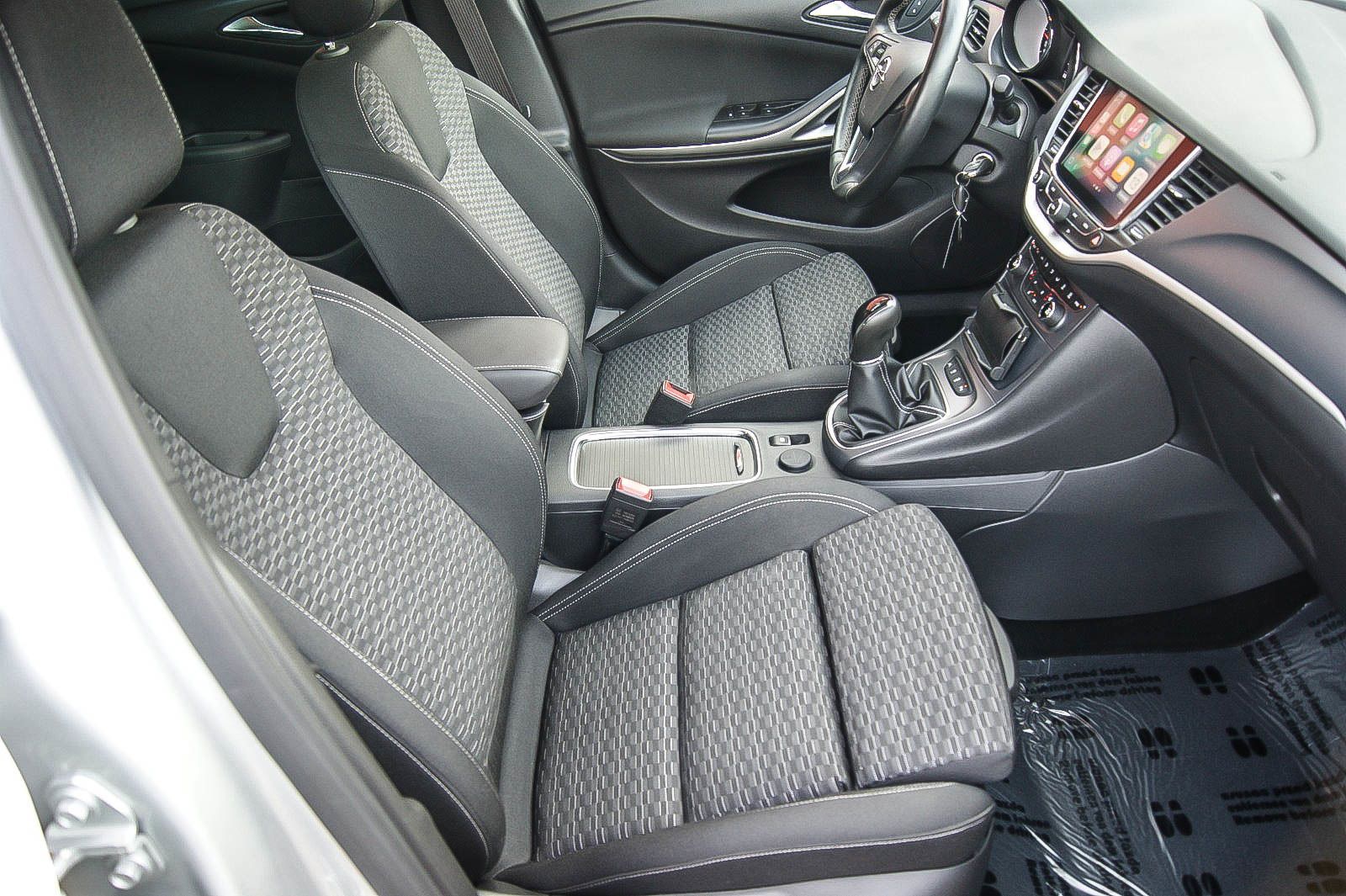 Fahrzeugabbildung Opel Astra K 1.4 Turbo ST Business LED KAMERA WINTER