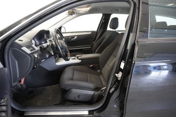 Mercedes E 300 - 12