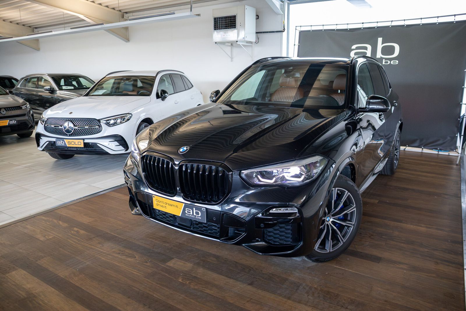 BMW X5 40i M Sport, M sportuitlaat, adaptieve M opha imagem 2