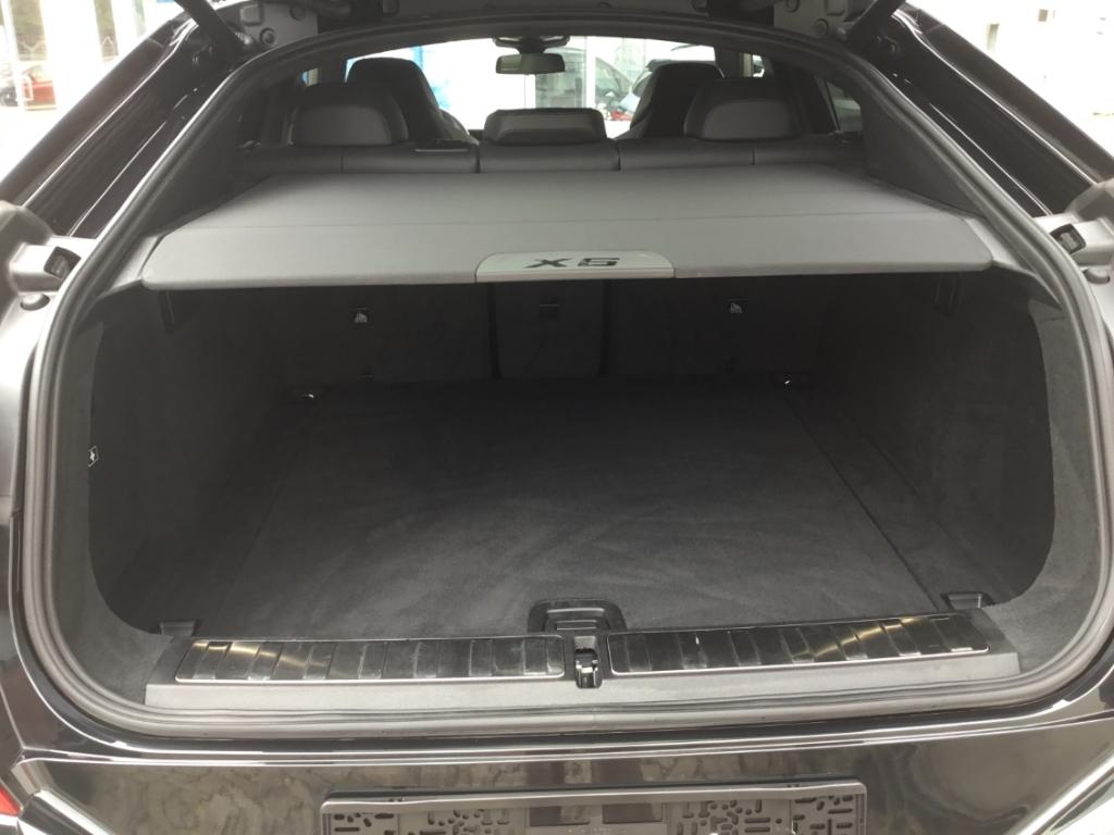 BMW X6 M60 i xDrive MSportAD Navi HarmanKardon 360 K