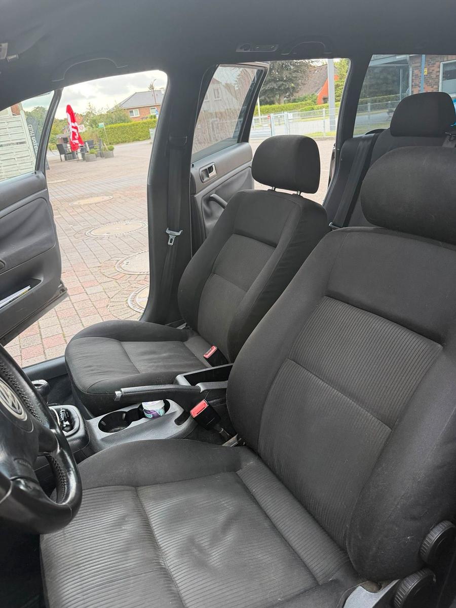 Volkswagen Passat 2004 — photo 13