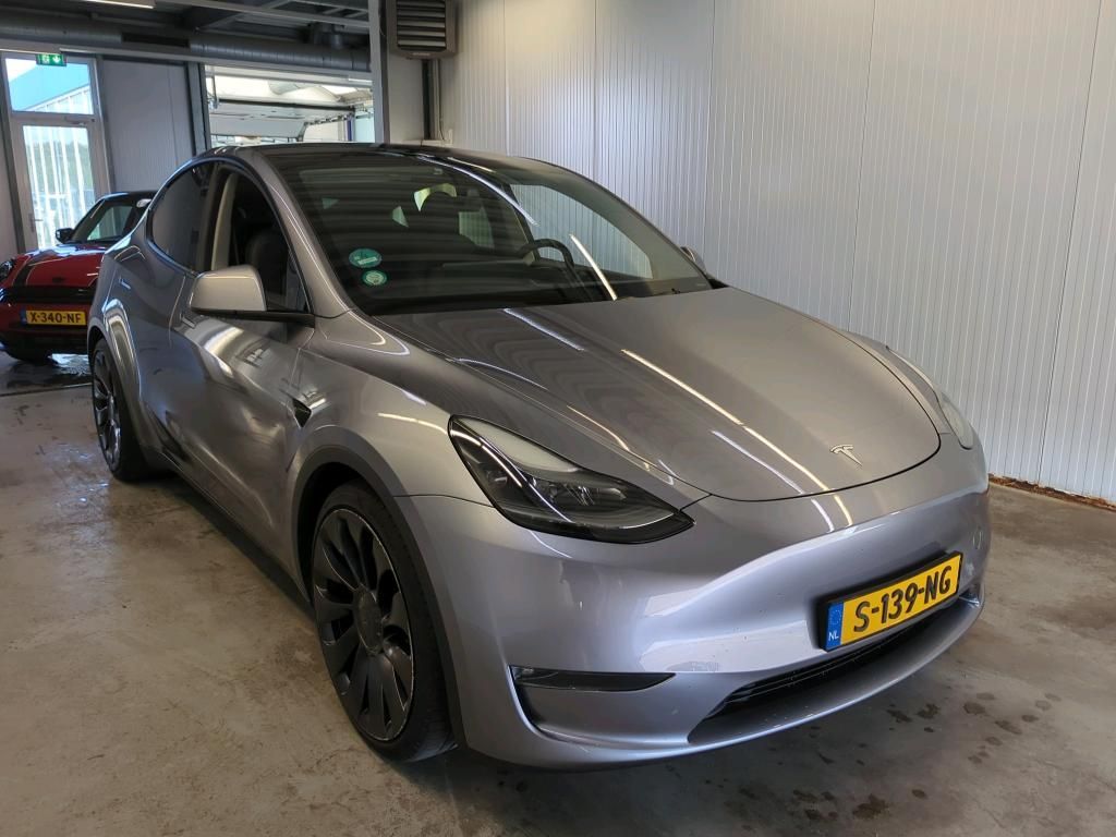 Tesla Model Y Performance 534pk AWD 92,6% SoH [ QUICKS imagem 2