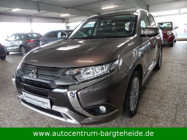 Mitsubishi Outlander2.4 PHEV Spirit 4WD 1.HD+S-HEFT