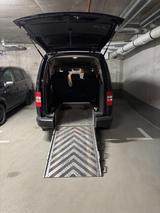 Volkswagen Caddy Maxi Rollstuhlrampe (Behindertengerecht) - VW Caddy Maxi von 2015