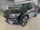 Volvo XC40 B4 Ultimate Dark AWD ACC BLIS AHK 360° LED - Volvo XC40: Ultimate Dark