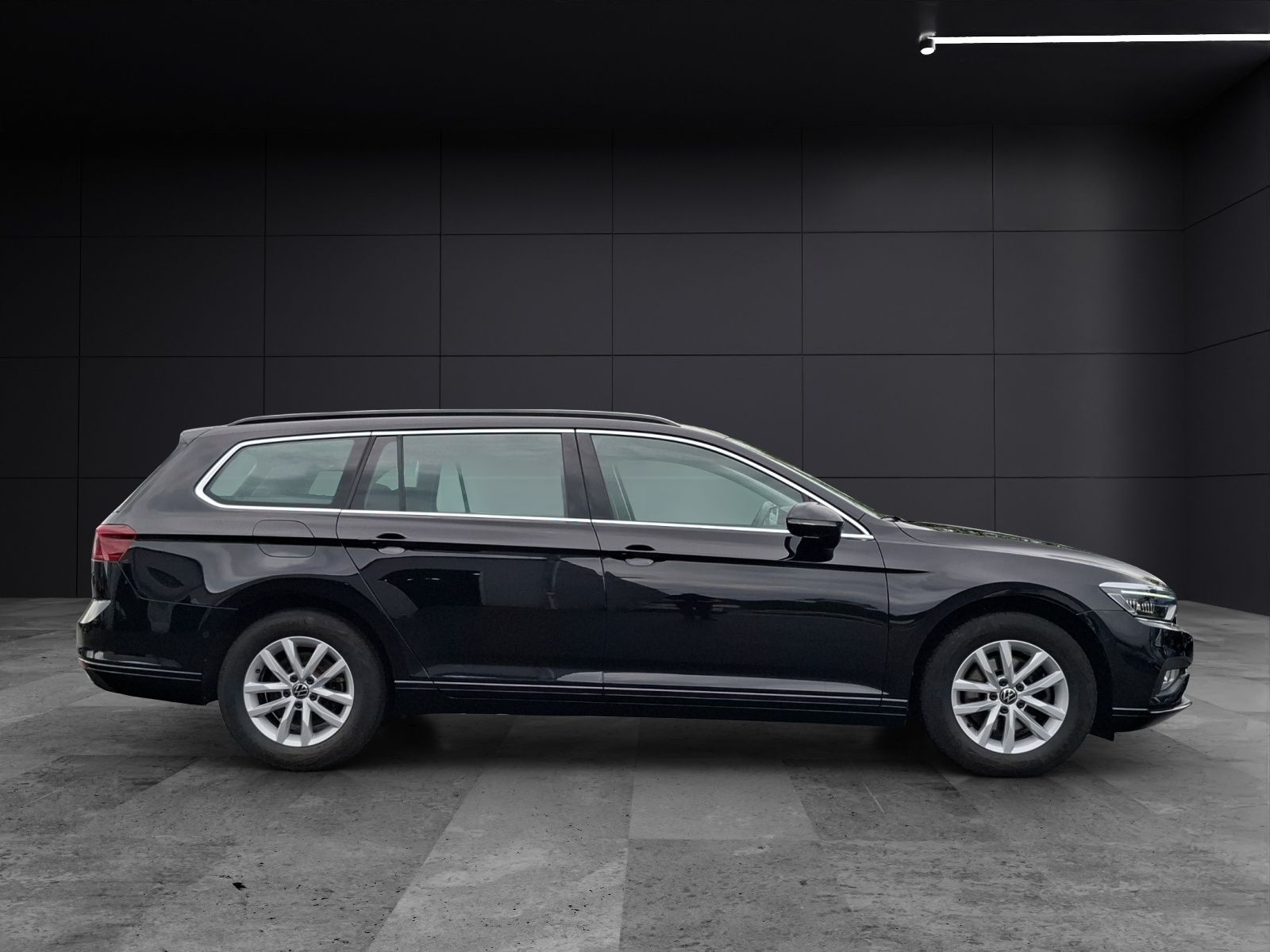 Fahrzeugabbildung Volkswagen Passat Variant TDI Business DSG Matrix Navi AID