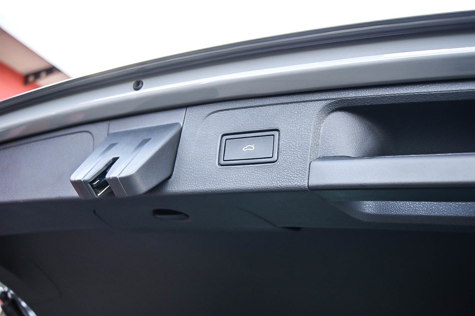 Fahrzeugabbildung Volkswagen Passat Variant HYBRID GTE iQ HEAD-UP ACC WINTER