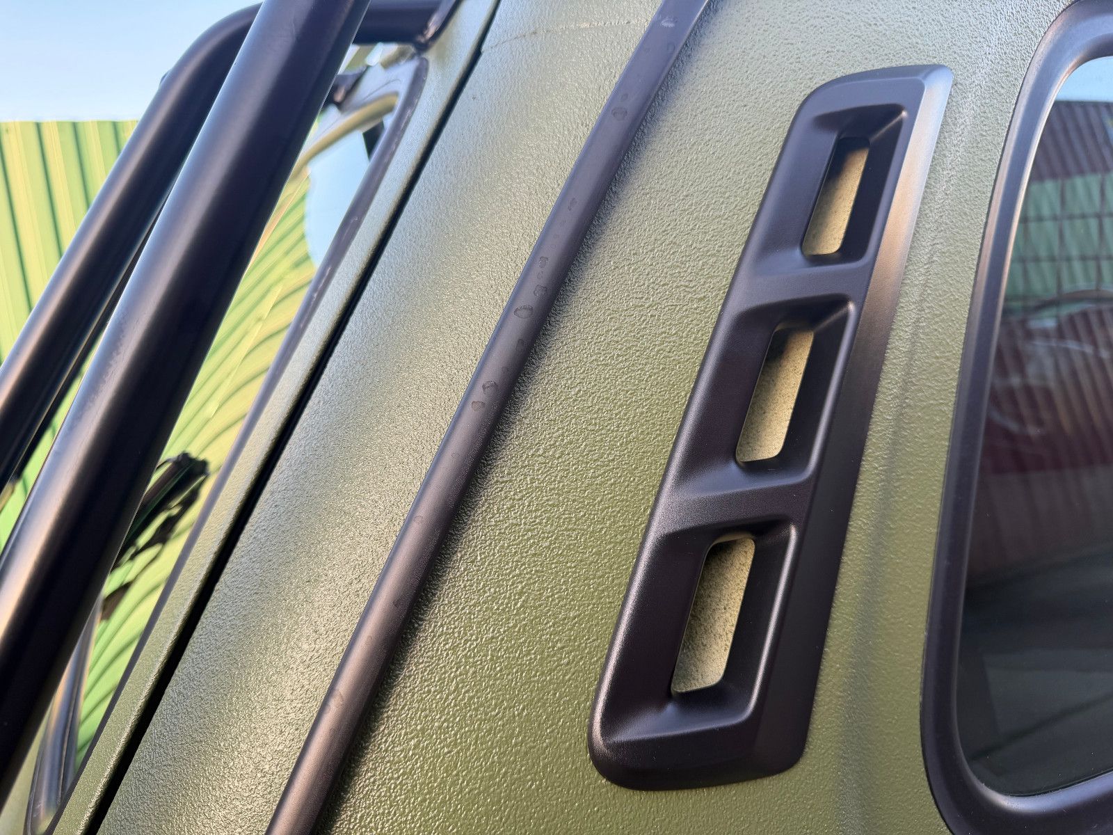 Fahrzeugabbildung Lada RAPTOR OLIVGRÜN! STANDHEIZUNG "NORMA  JAGDW."