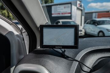 Fahrzeugabbildung Citroën C1 Airscape Shine |KLIMAAUTOM|FALTDACH|NAVI|