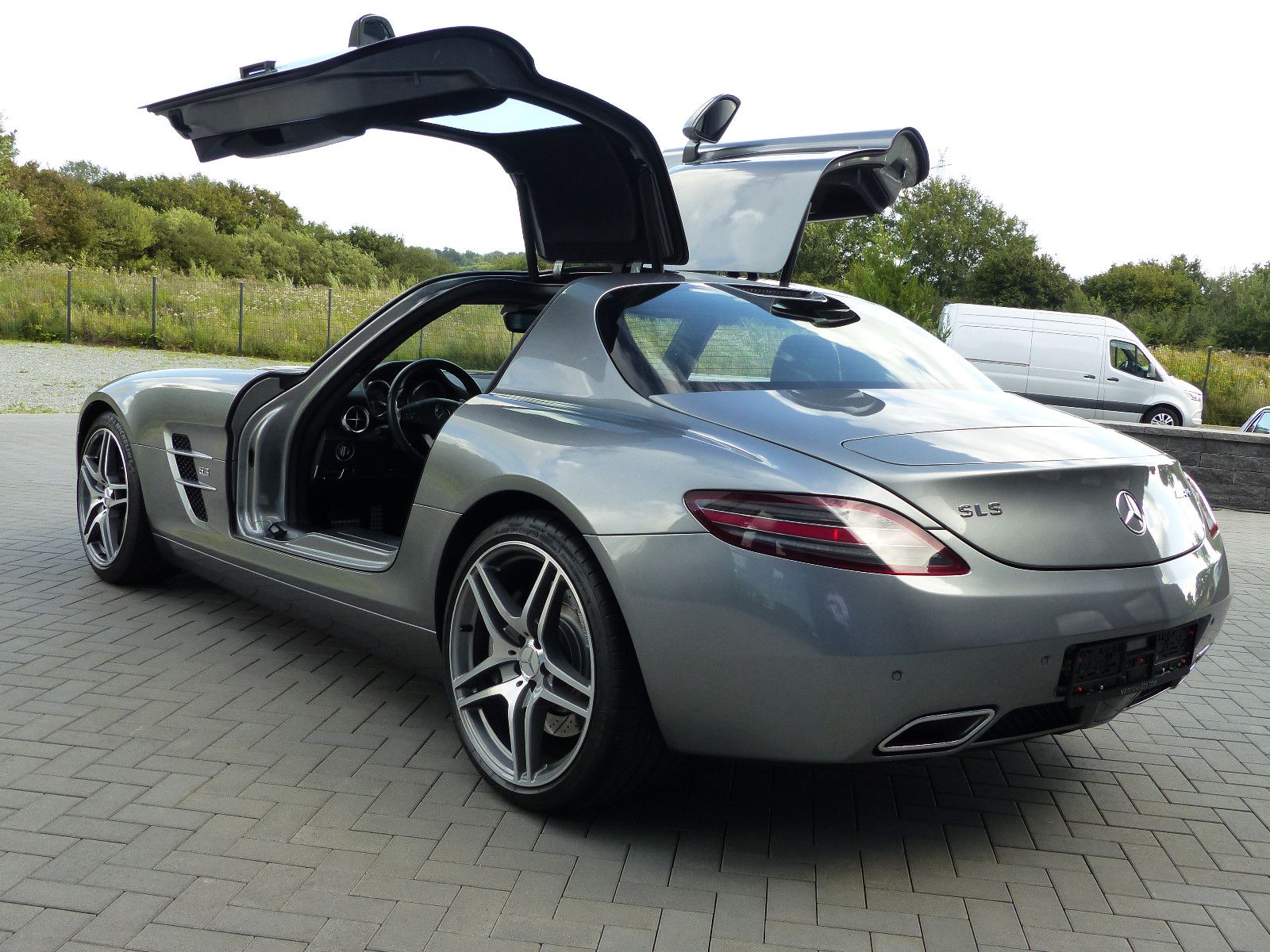 Fahrzeugabbildung Mercedes-Benz SLS AMG Coupe