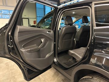 Ford Kuga Titanium *1. Hand*Klima*SHZ*Bluetooth*PDC*