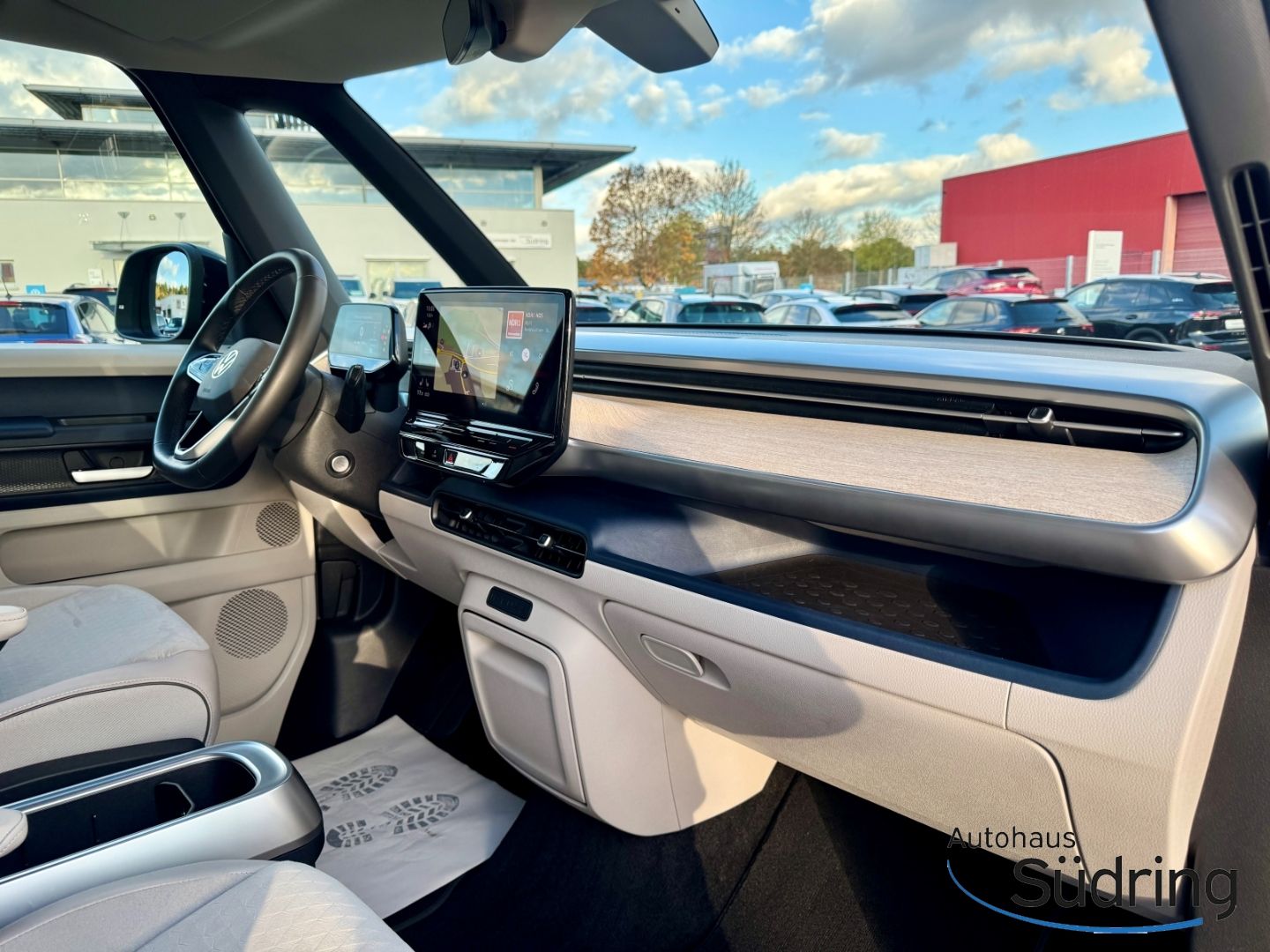 ID. Buzz Pro 77kWh AHK Navi IQ.Light