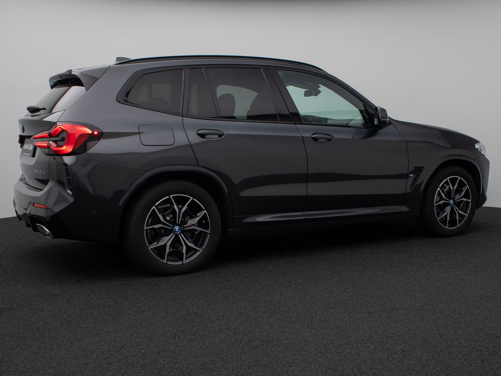 Fahrzeugabbildung BMW X3 xD30e M Sport Panorama Laser 360°HUD Komfort