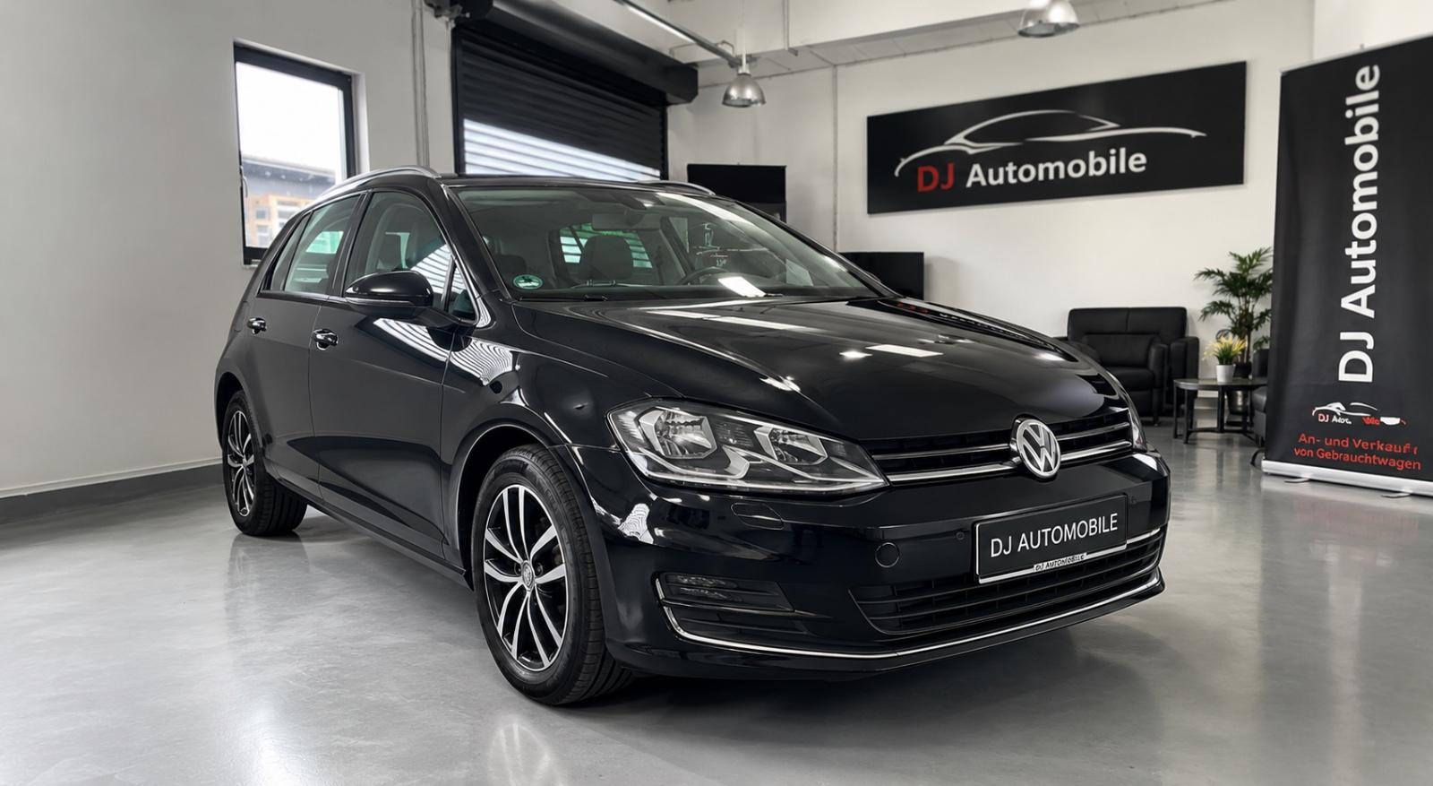 Volkswagen Golf 1.4 TSI/Automatik/32.000 Km/SHZ/PDC/Allstar