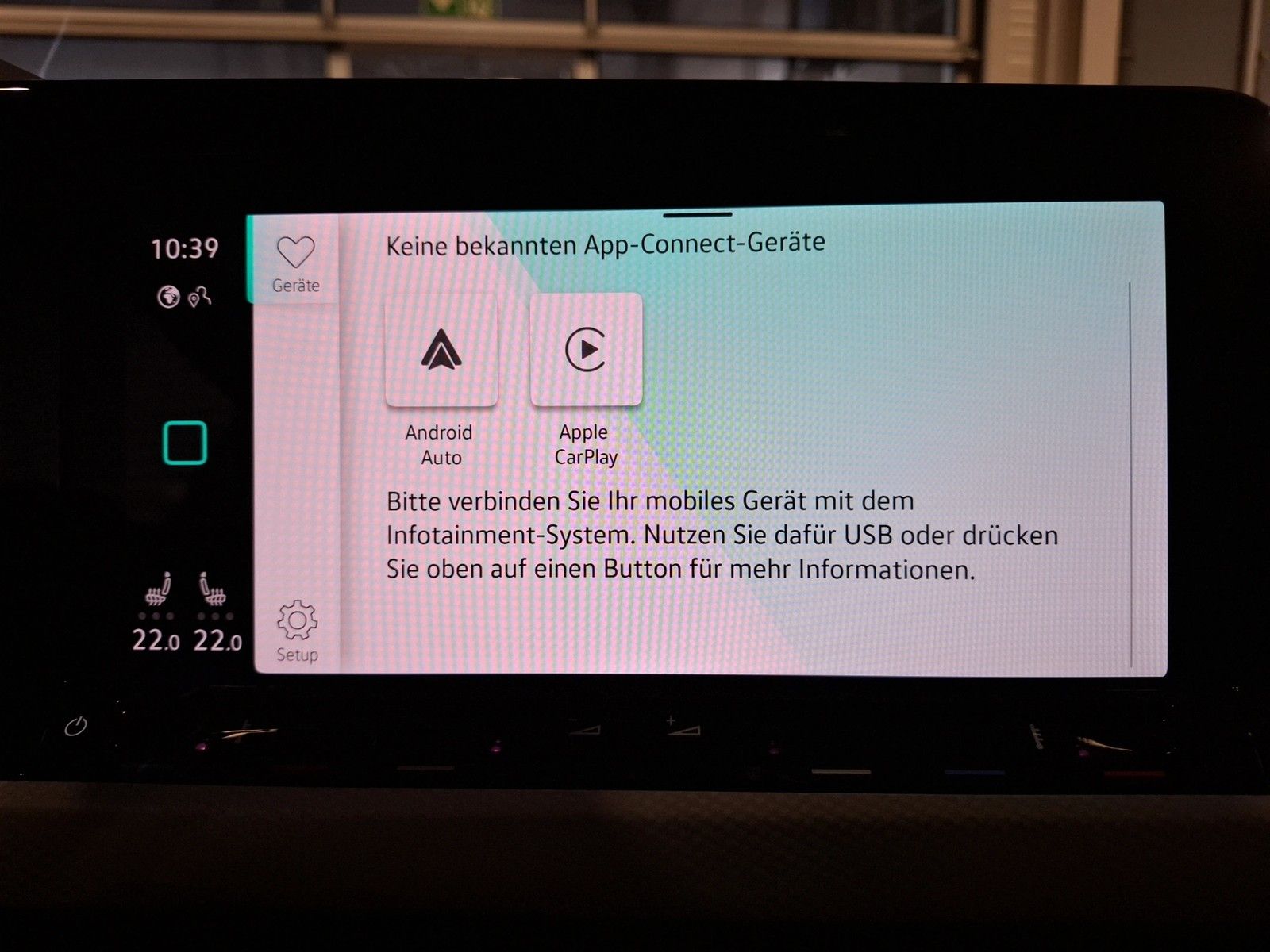 Fahrzeugabbildung Volkswagen Golf VIII TSI Move Matrix Navi AID Pano PDC SH L