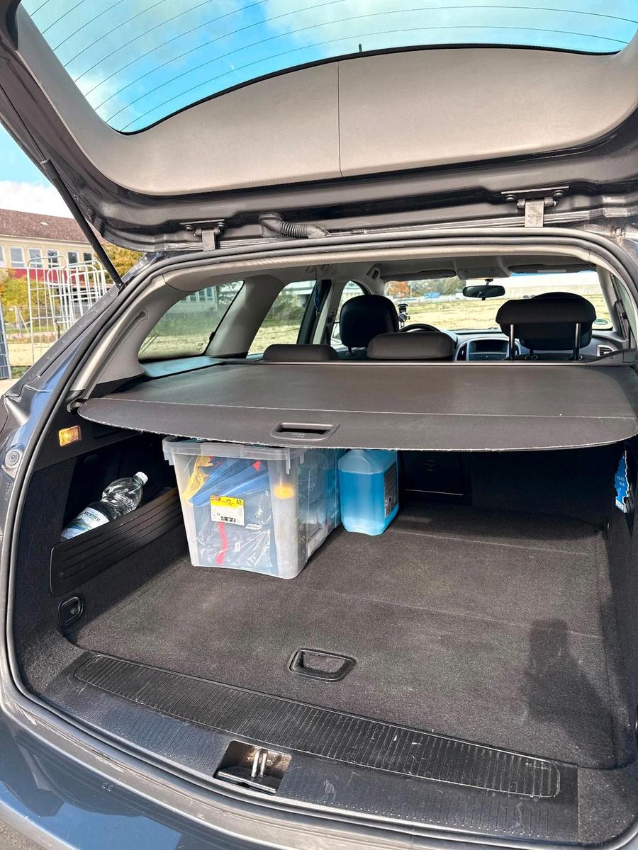 Opel Astra 2012 — photo 8