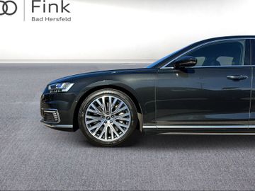 Audi A8 - 5