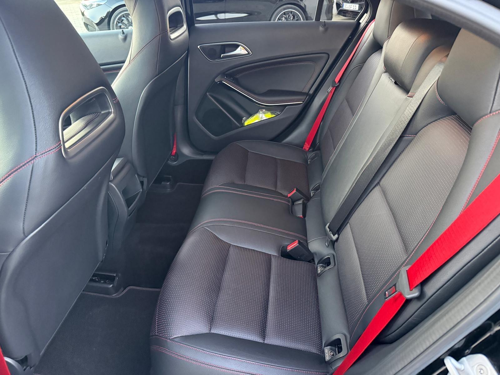 Mercedes-Benz A 250*4MATIC*Sport*AMG*Pano-Dach*Kamera*19 Zoll