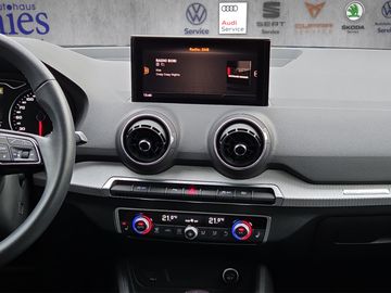 Fahrzeugabbildung Audi Q2 advanced 35 TFSI s-tronic Klima