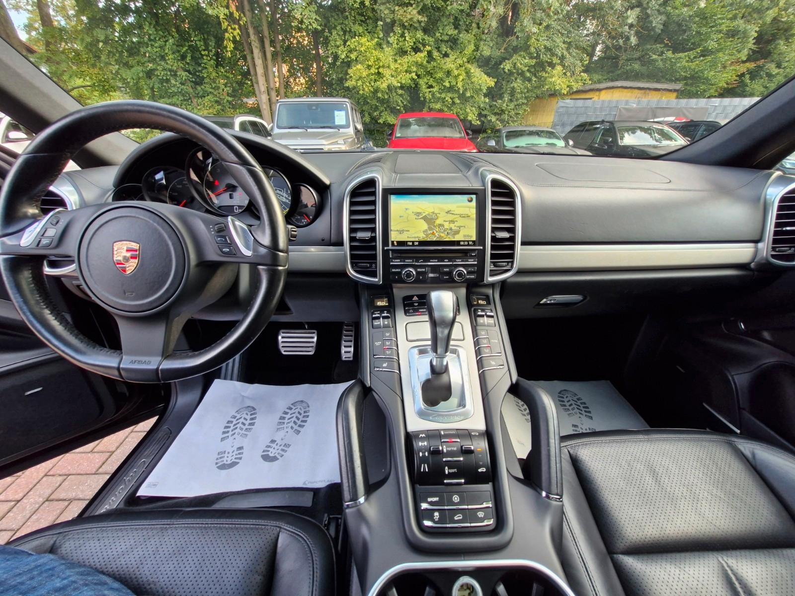 PORSCHE CAYENNE S PANORAMA 4.8 V8