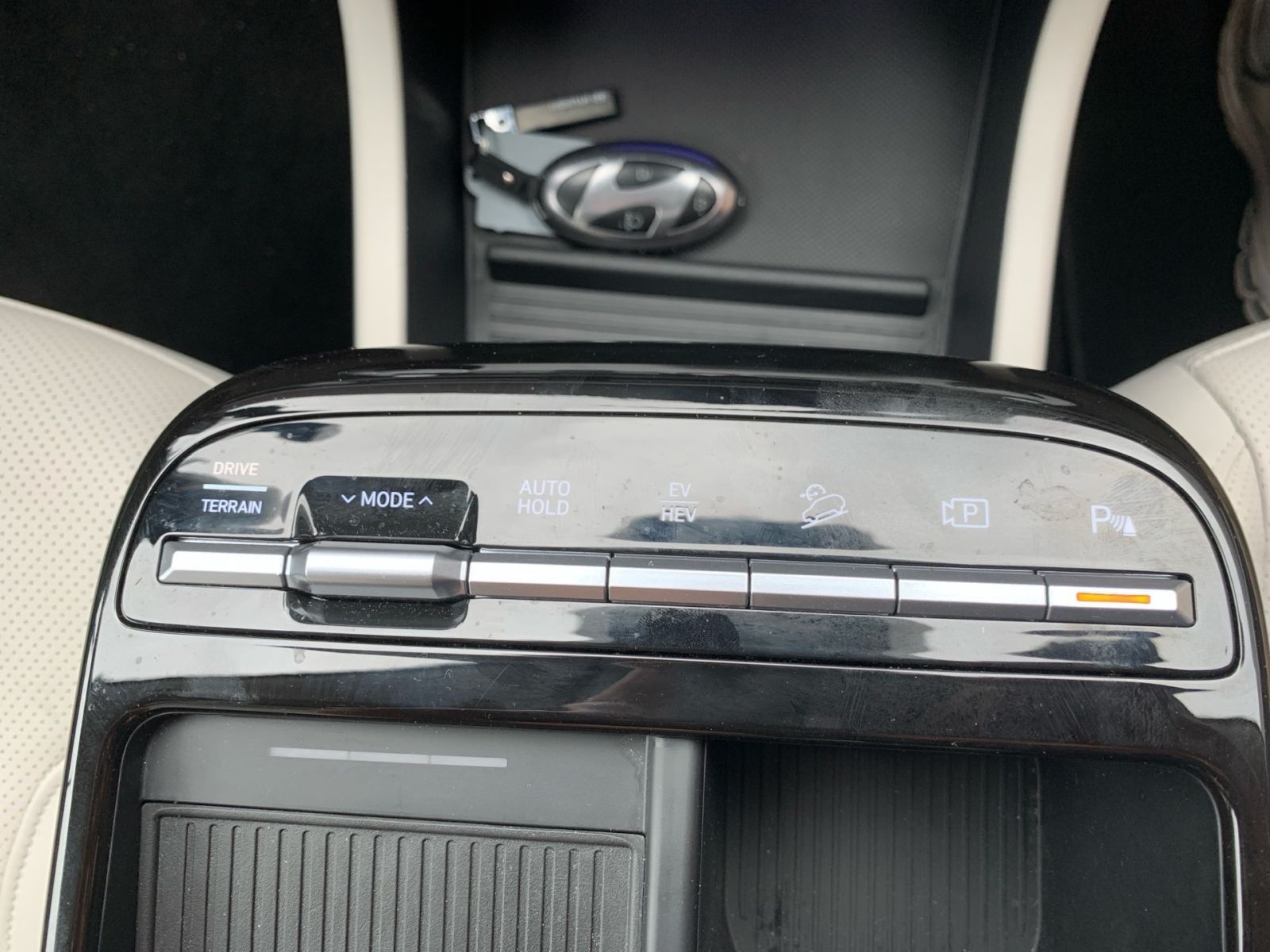Fahrzeugabbildung Hyundai TUCSON 1.6 T-GDI Prime Plug-In Hybrid 4WD ECS As