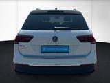 Volkswagen Tiguan Allspace Life 2,0 TDI Kamera+AHK+Pano+SHZ - gebrauchte Volkswagen Tiguan Allspace aus dem Jahr 2023