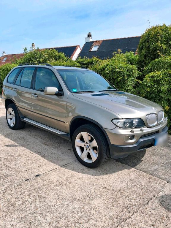 Image of BMW X5