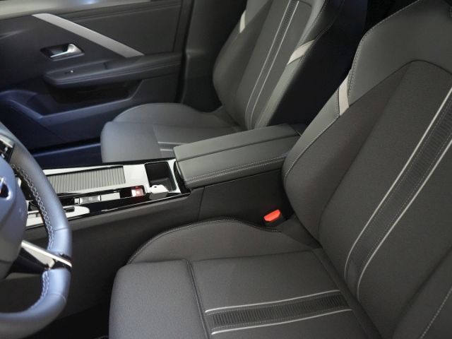 Astra L ST PHEV GS AT+ACC+AHK+KEYLESS+LED-SCHEIN